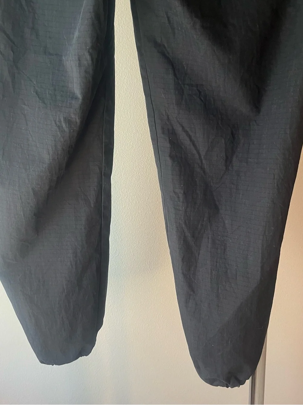 Reigning Champ Size Medium Drawstring Jogger Pants in Black GUC